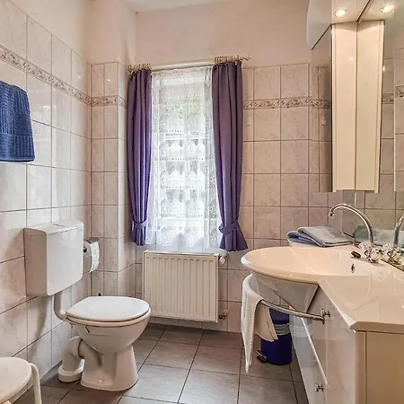 Amazing In With Wifi Apartment